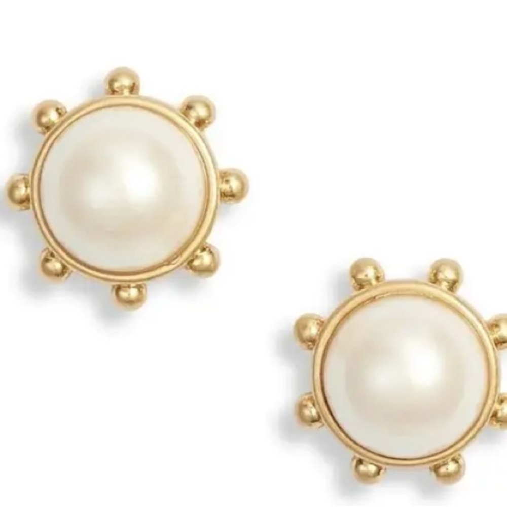 Kate Spade Pearl earrings with golden crown/sun